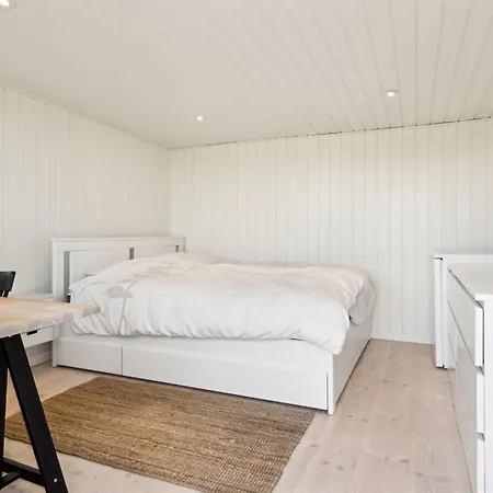 Holiday home Kim - 250m From The Sea By Interhome