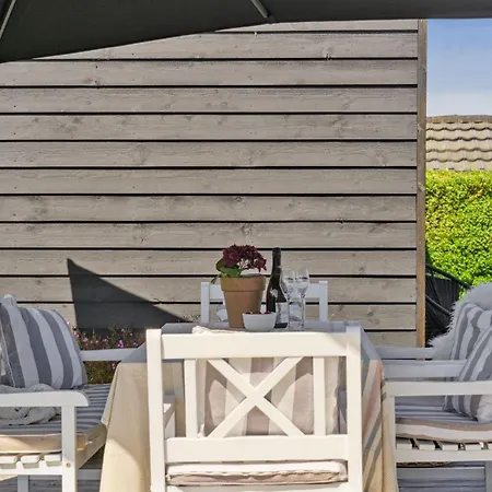 Kim - 250m From The Sea By Interhome Vakantiehuis